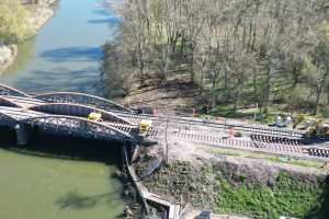 Aerial-view-of-Nuneham-viaduct-300x200.jpg