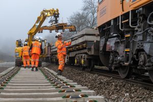 Bamford-loop-track-installation-network-rail-300x200.jpg