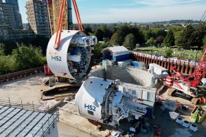 Front-shield-of-TBM-Emily-lifted-at-Victoria-Road-Crossover-box-site-rsz-300x200.jpg